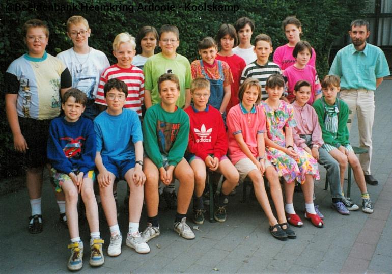 AK300