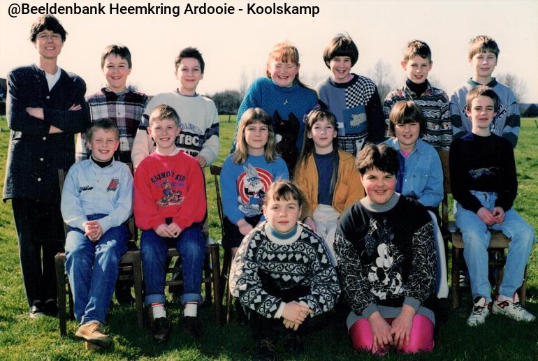 AK383