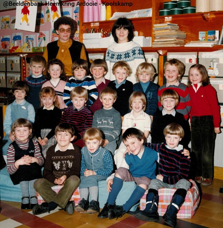 AK089