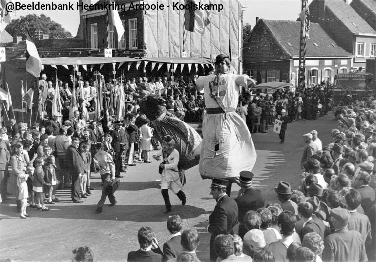 19-ardooise%20reuzen%20Felen-Fiene-Stantje.jpg 3AC025