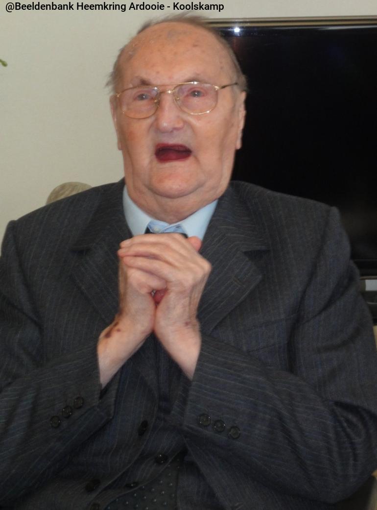 9AC022