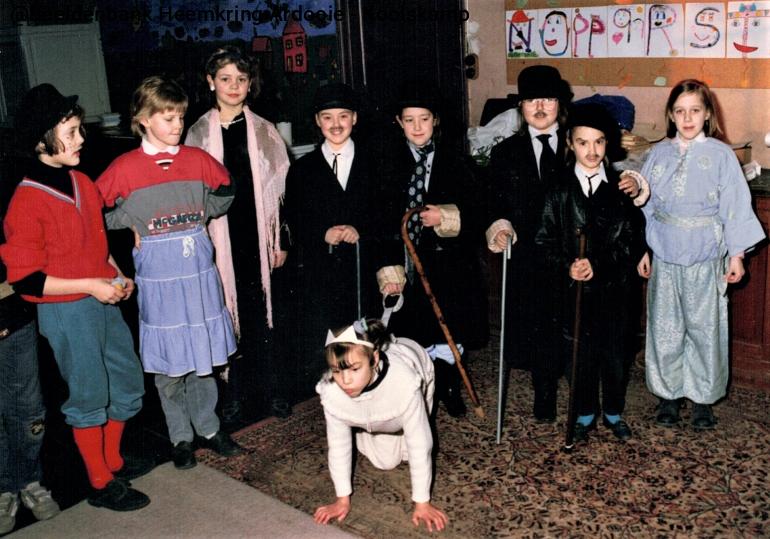 flieflotter-1989-carnaval.jpg 5AC019