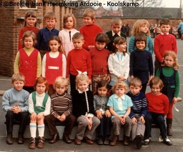 klasfoto%20zonder%20gegevens.jpg KK100